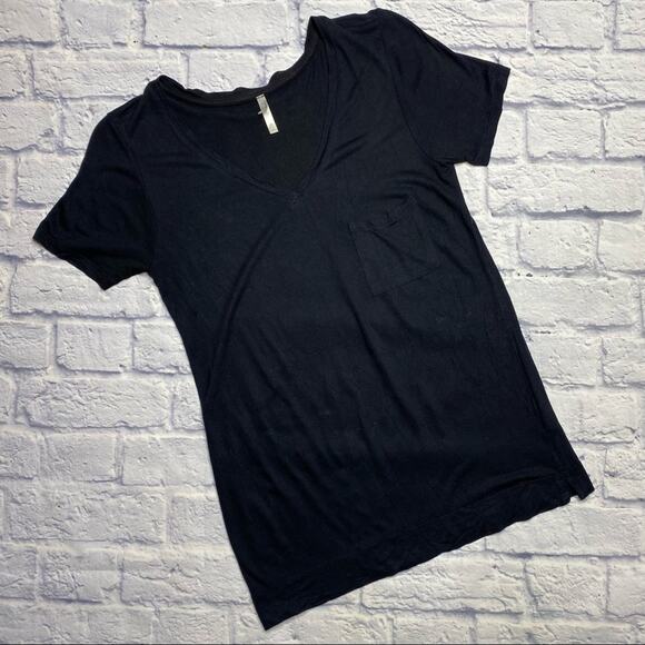 Gap Pure V-neck in Black - Picture 1 of 6